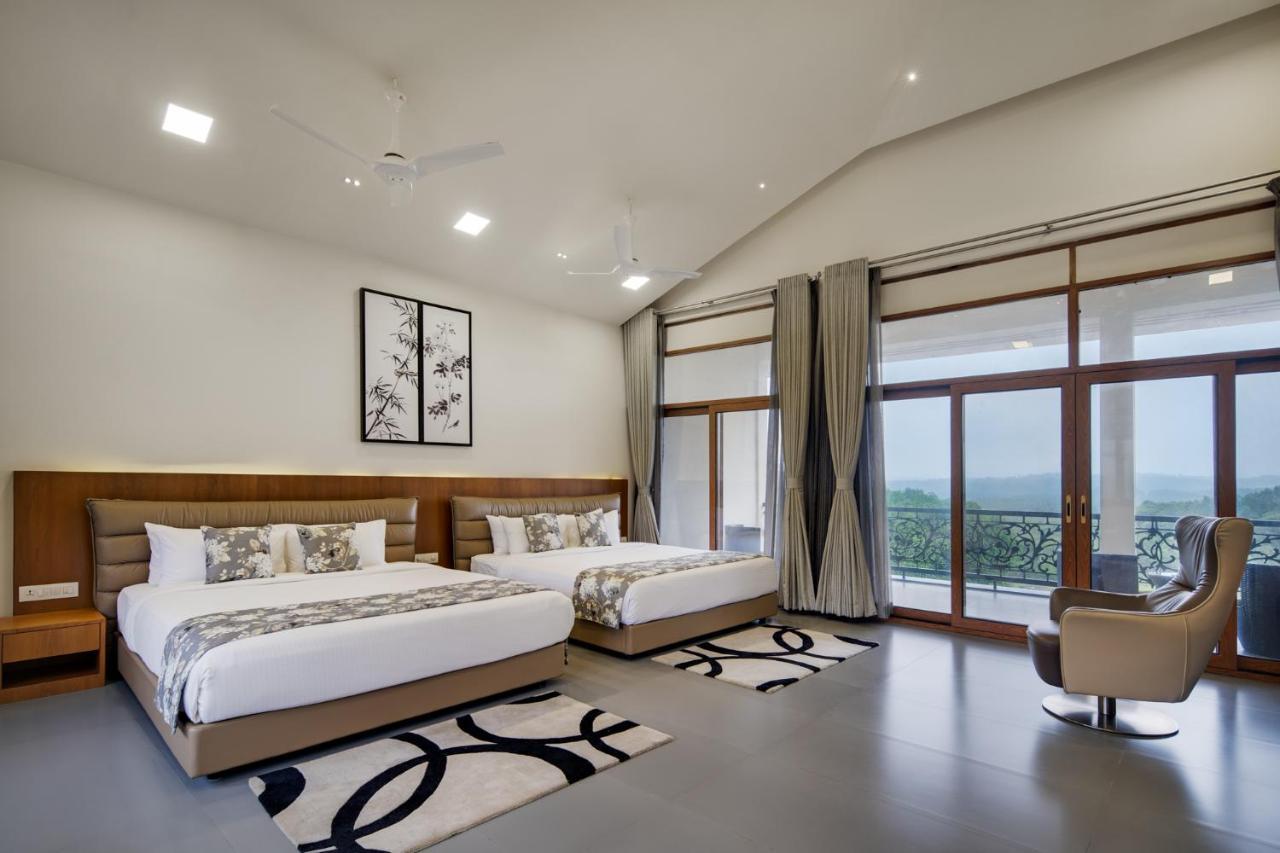 Vismita County Hotell Chikmagalūr Exteriör bild