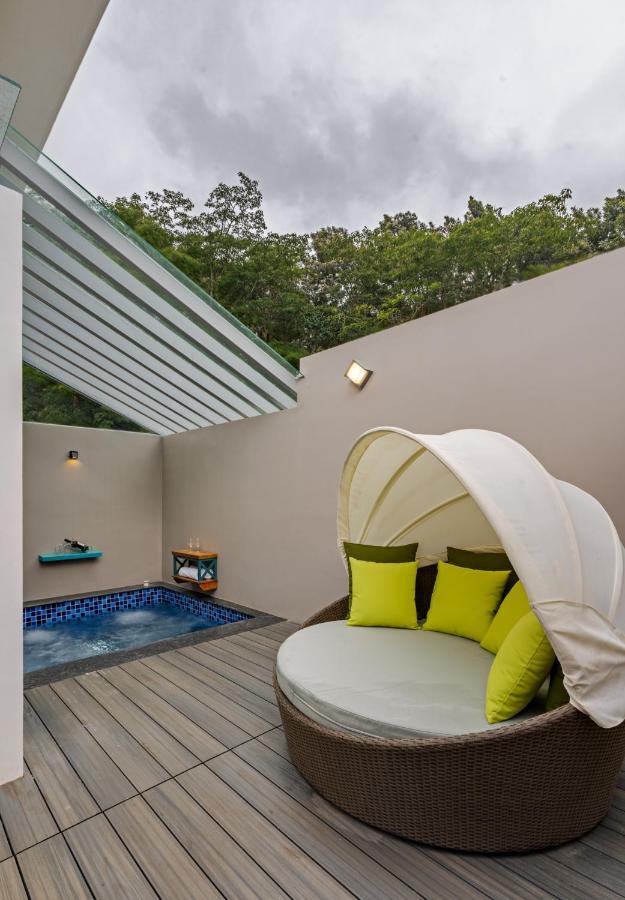 Vismita County Hotell Chikmagalūr Exteriör bild