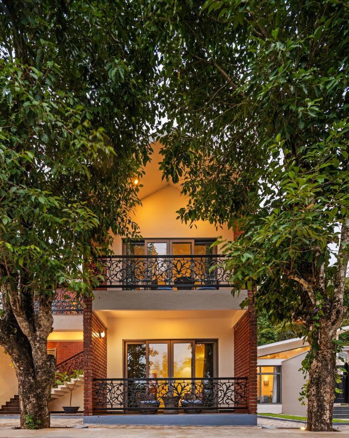 Vismita County Hotell Chikmagalūr Exteriör bild